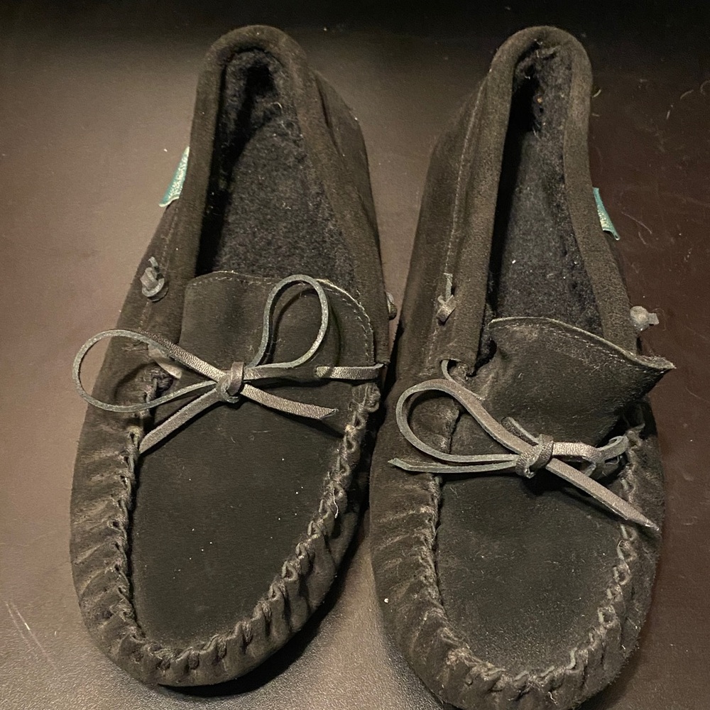 Men's or Women’s Northwest Territory Black leather Moccasin Size 9 slippers